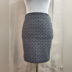 Ann Taylor Loft Women's Mini Pencil Skirt Gray Black Stretch Floral Size Small